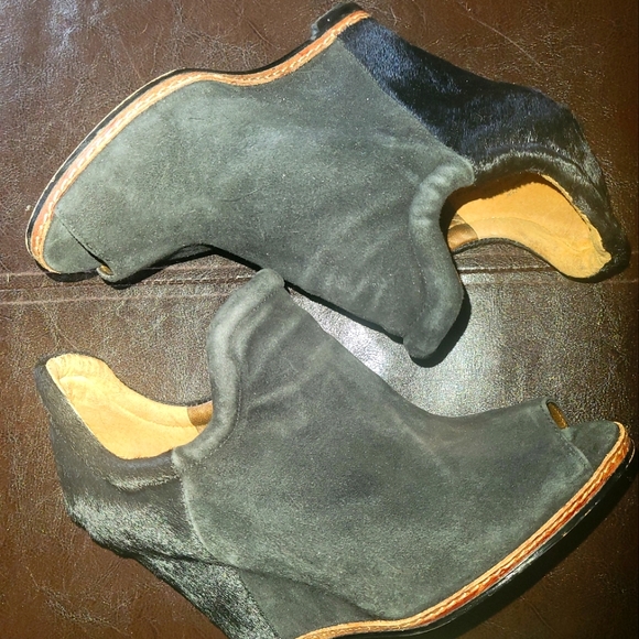 Ladies Sam Edelman peep toe Calf hair/suede shoe booties size 7.5 color black - Picture 4 of 5